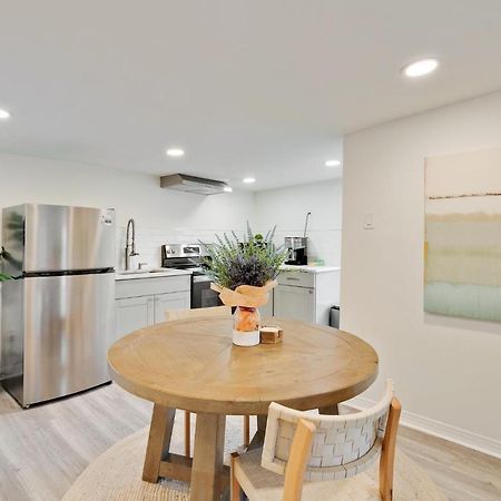 King Suite Luxurious, Modern Couple Retreat Philadelphia Exterior photo